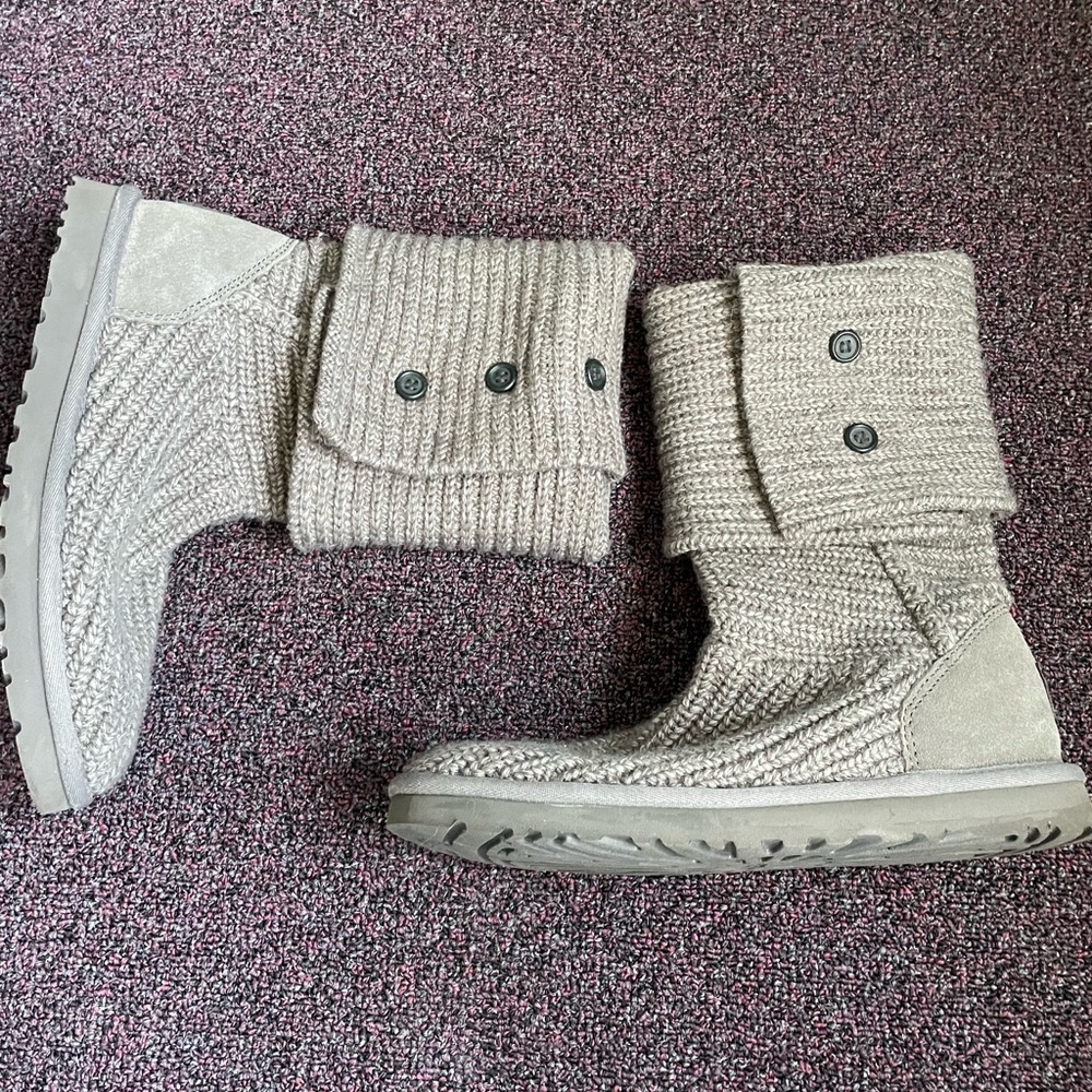 UGG Classic cardi knit Gray boots